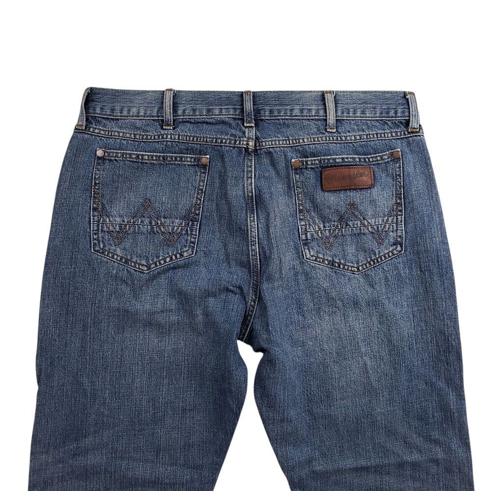 Wrangler Retro Slim Straight Mens 36x30 Denim Western Rodeo Ranch 100% Cotton - Picture 9 of 10